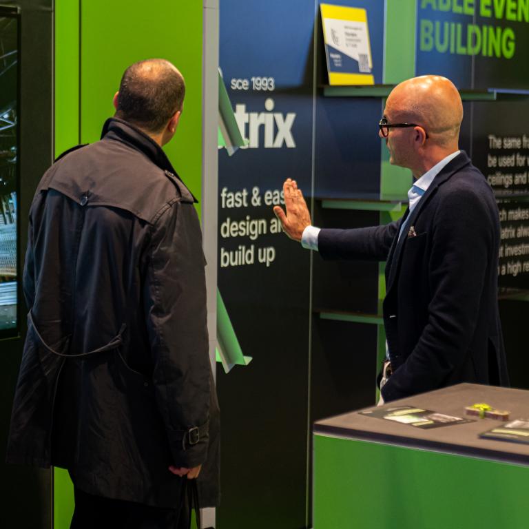 @BeMatrix_Viscom